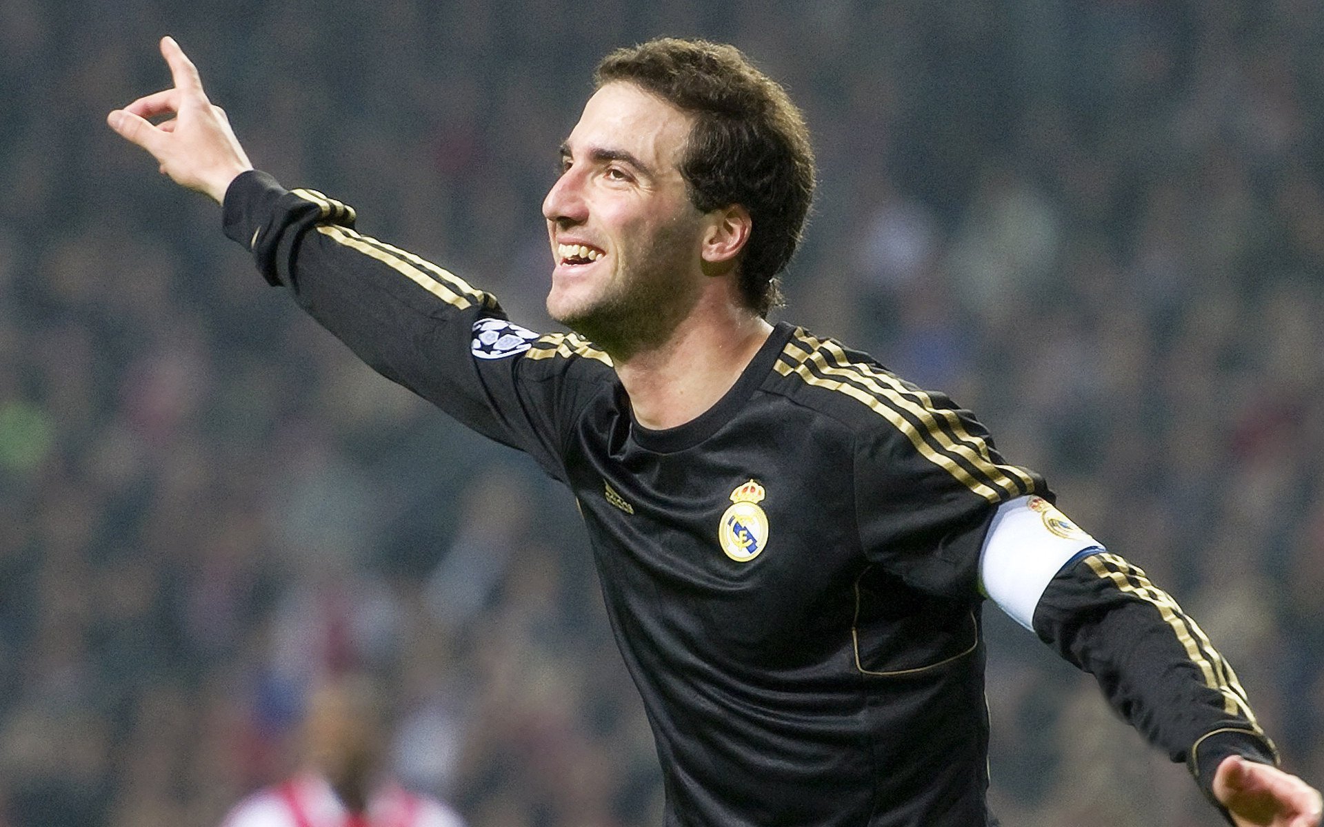 波士顿的“绿军传奇”，NBA历史上的经典一页！